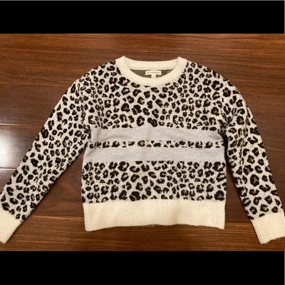 NWOT Girls Tucker + Tate Leopard Print Sweater - size L (10/12) - Picture 1 of 3